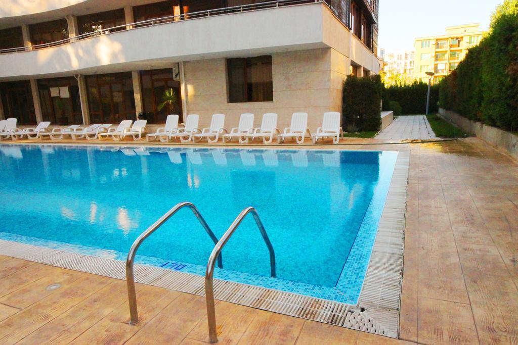 Eden - Menada Apartments Солнечный берег Экстерьер фото