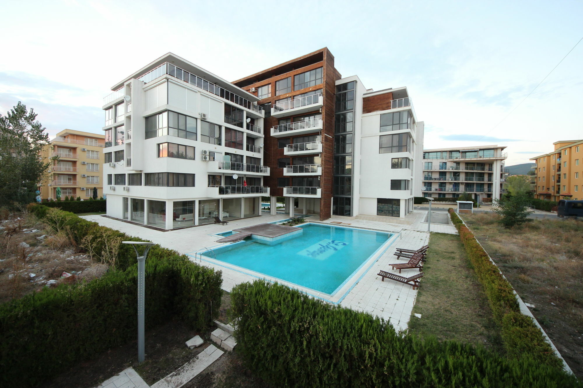 Eden - Menada Apartments Солнечный берег Экстерьер фото